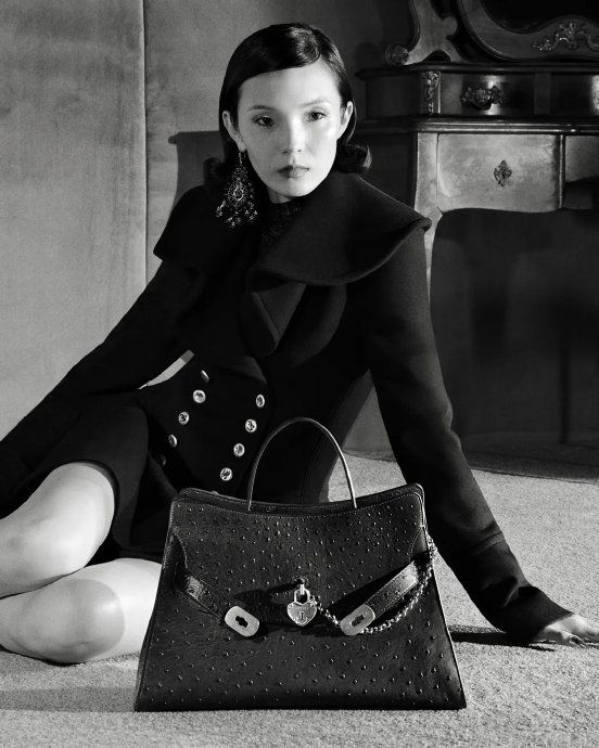 Xiao Wen Ju