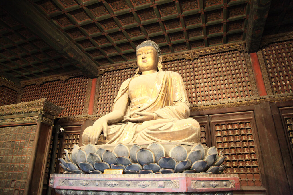 Şakyamuni Buda heykeli